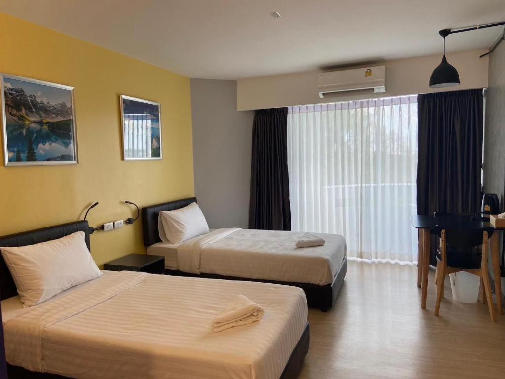 Dluxx Thammasat Hotel Pathum Thani Eksteriør billede