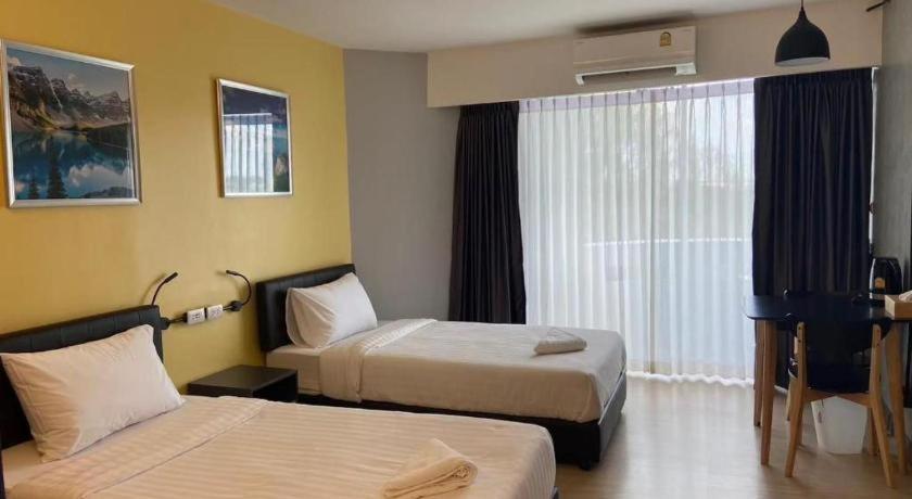 Dluxx Thammasat Hotel Pathum Thani Eksteriør billede