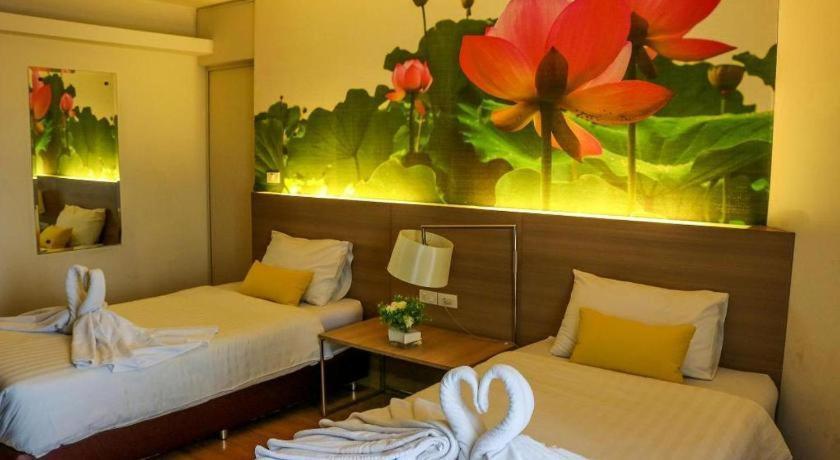 Dluxx Thammasat Hotel Pathum Thani Eksteriør billede